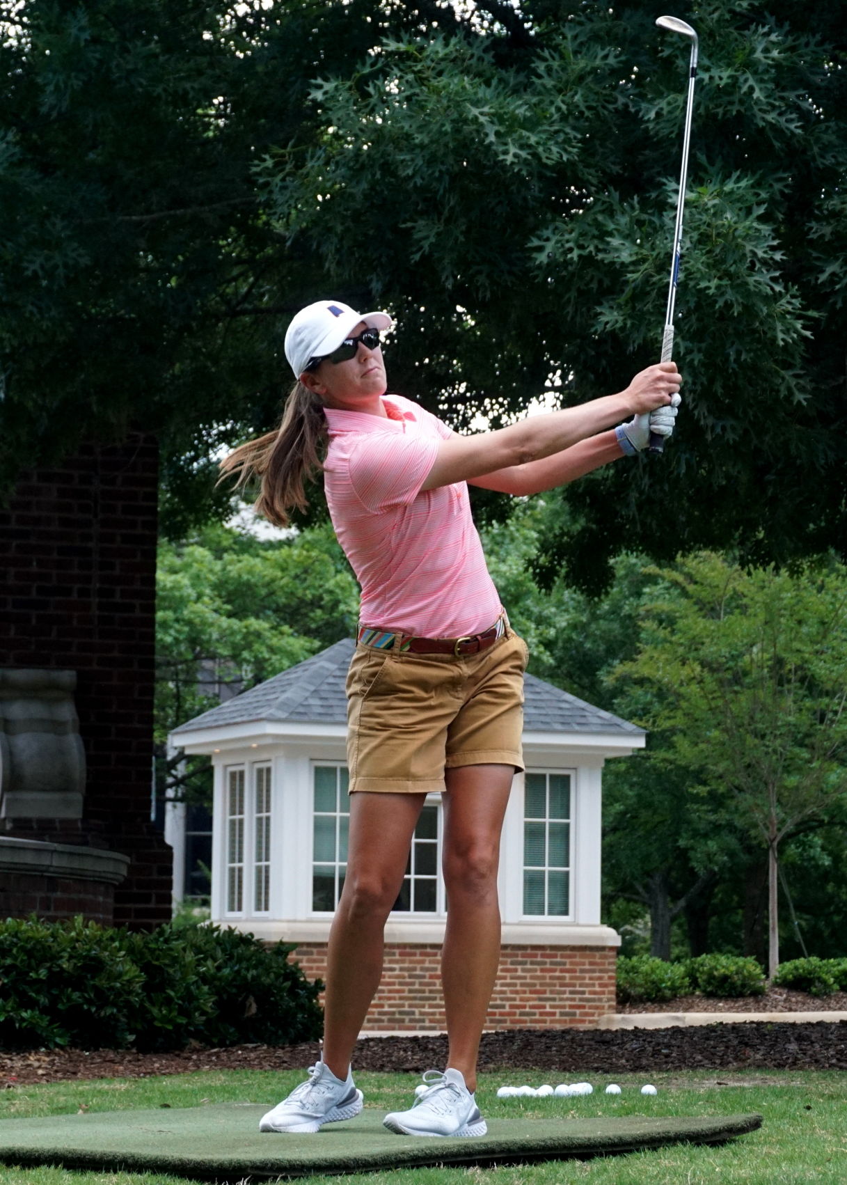 Closest to the Pin contest